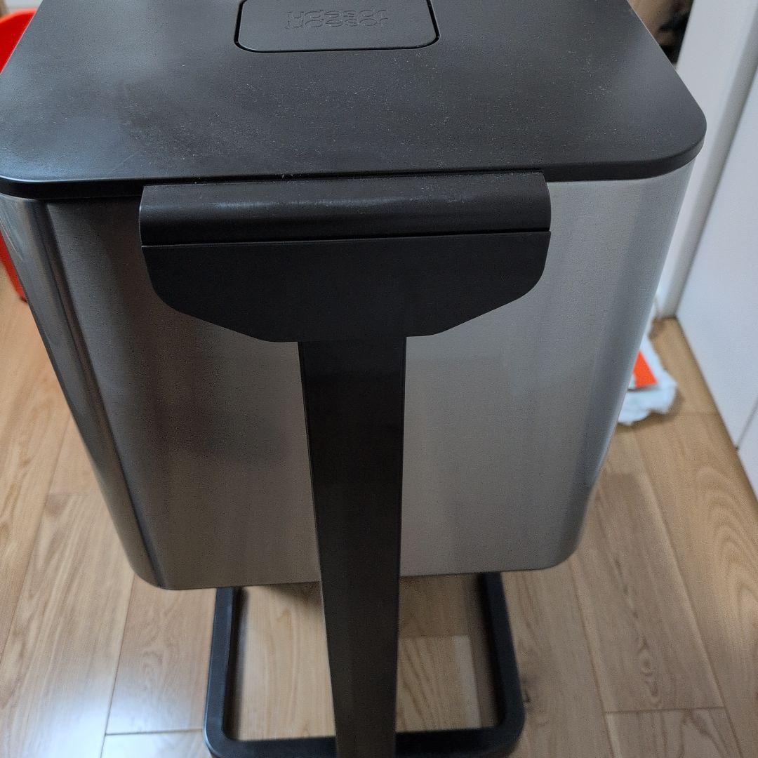 Joseph Josephトーテムコンパクト40Lグラファイト