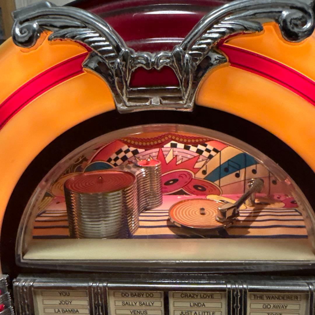 d*7様 ジュークボックス型　CDプレイヤー　ラジオ