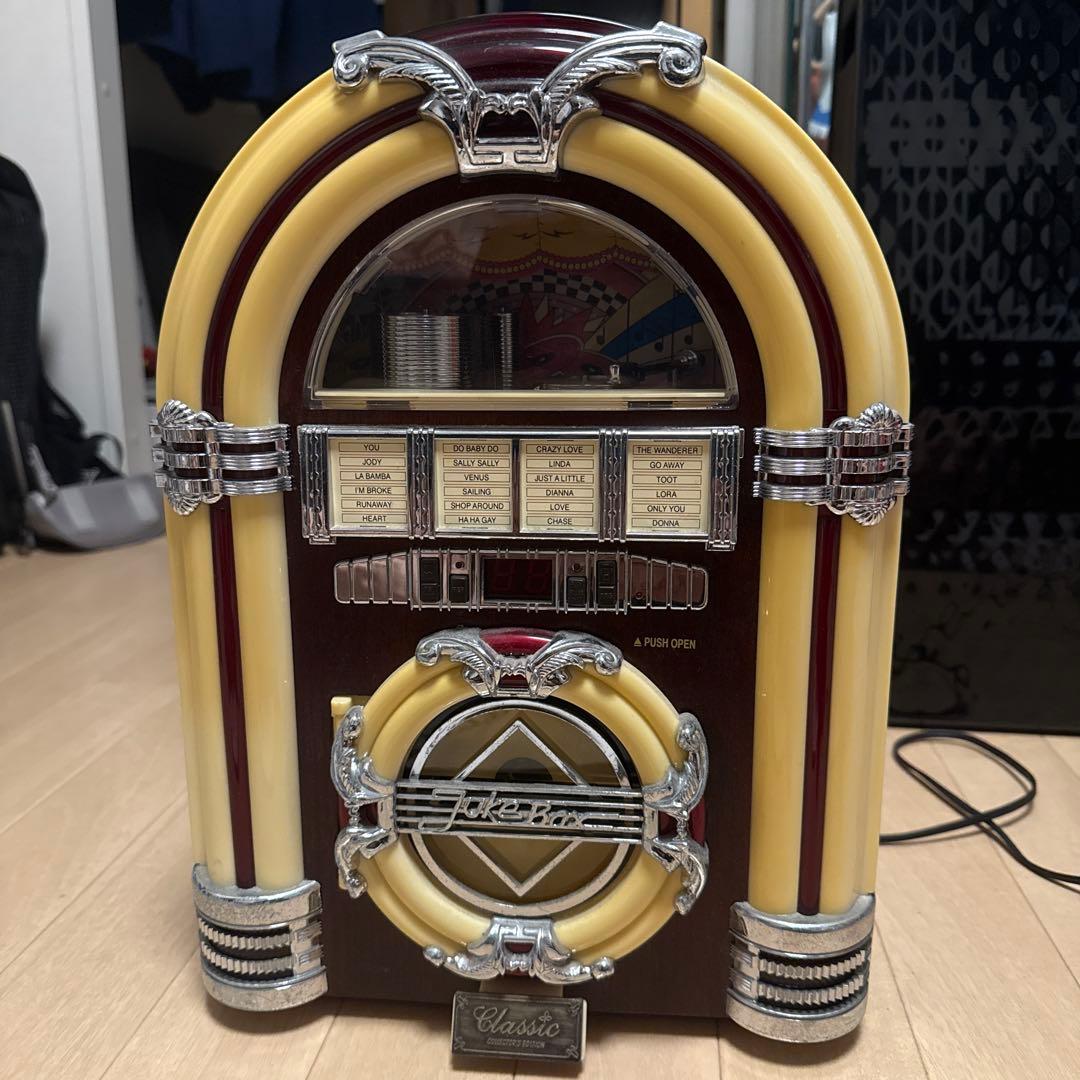 d*7様 ジュークボックス型　CDプレイヤー　ラジオ