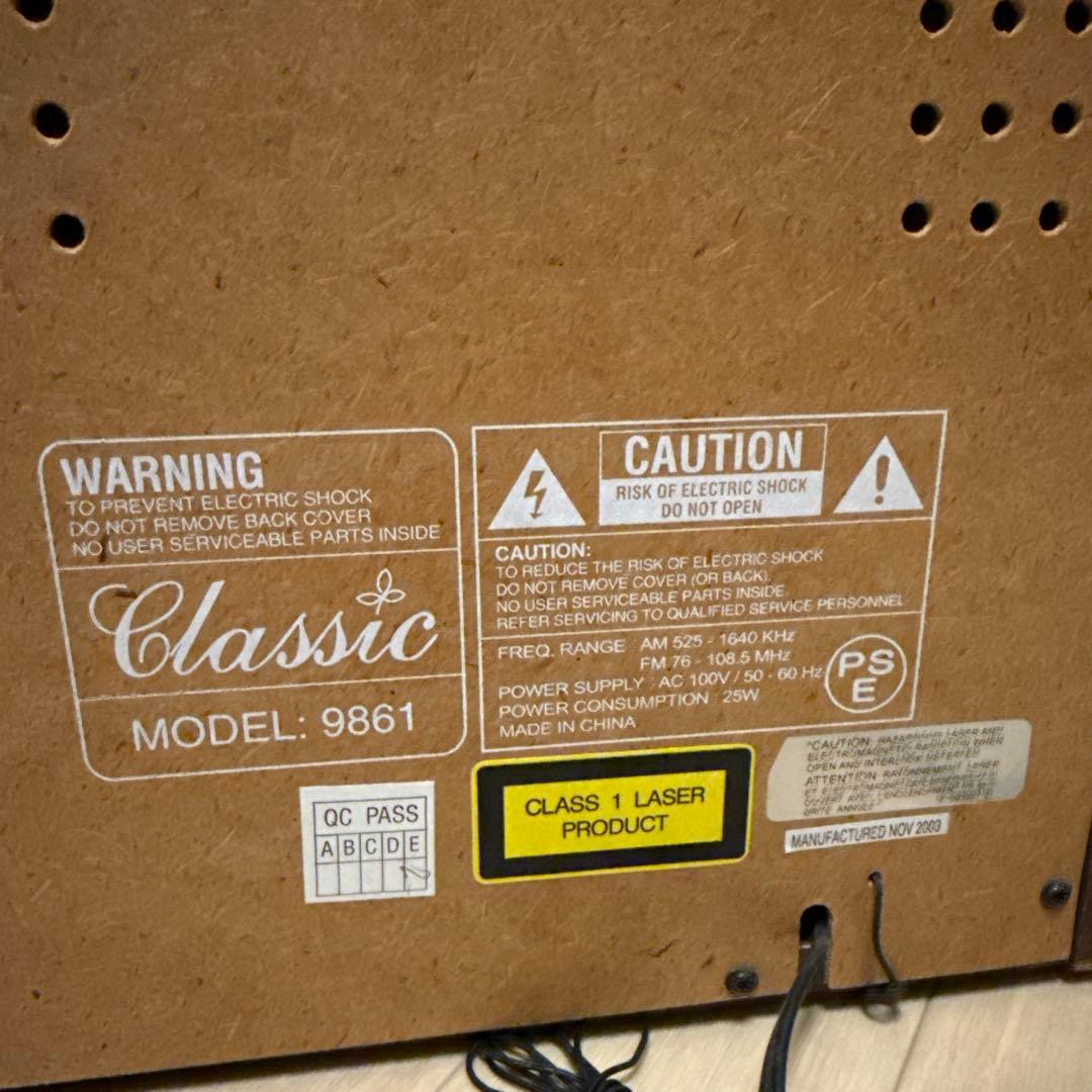 d*7様 ジュークボックス型　CDプレイヤー　ラジオ