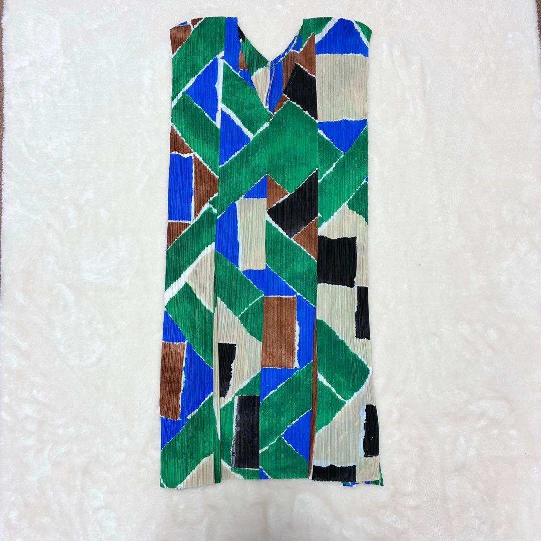 プリーツプリーズ　イッセイミヤケ　ノースリーブチュニックワンピース　Mサイズ