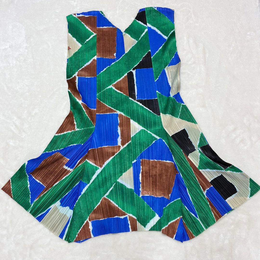 プリーツプリーズ　イッセイミヤケ　ノースリーブチュニックワンピース　Mサイズ