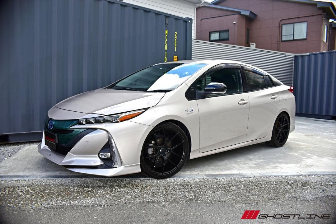 50プリウス＆PHV専用　19インチホイール＆タイヤ4本SET 新品未使用品