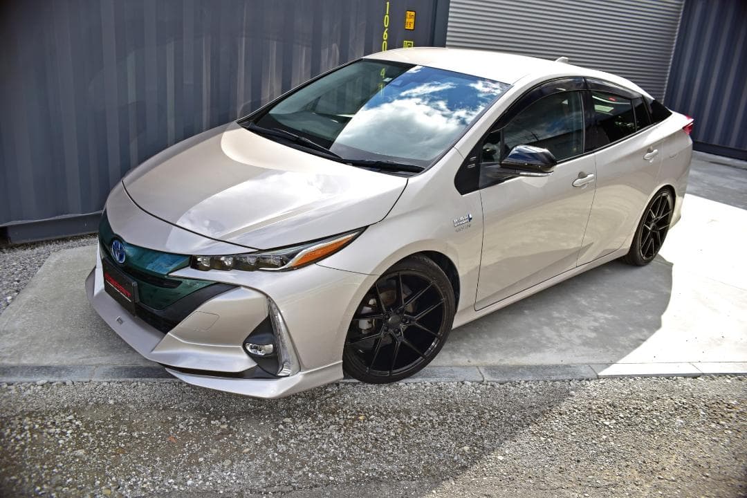 50プリウス＆PHV専用　19インチホイール＆タイヤ4本SET 新品未使用品