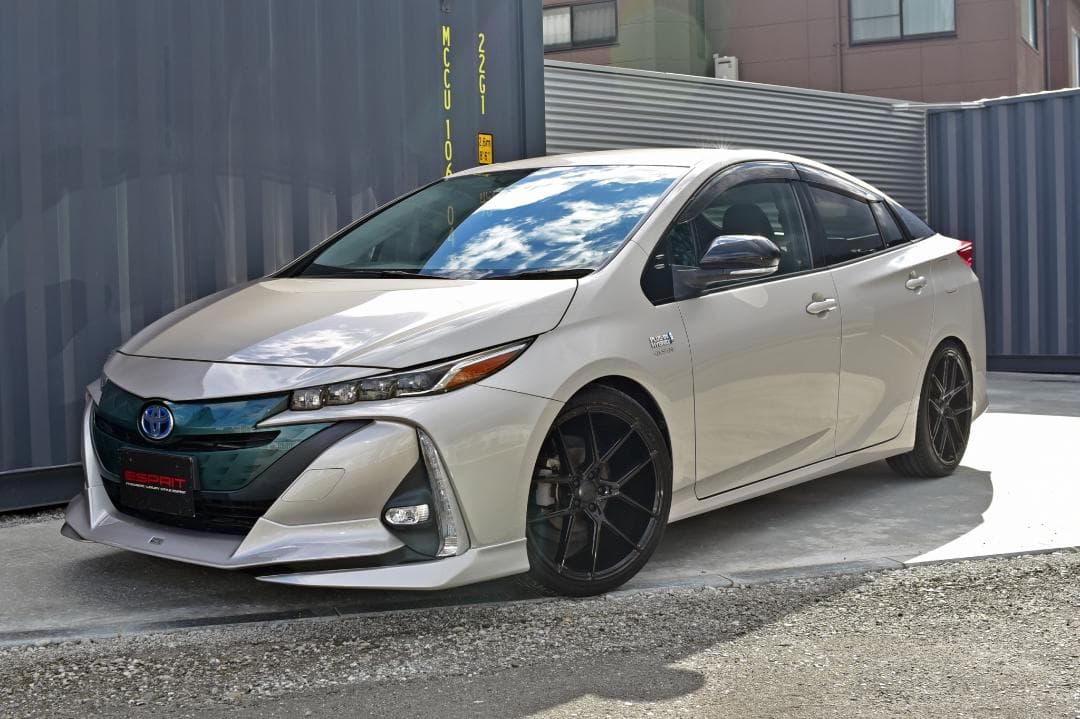 50プリウス＆PHV専用　19インチホイール＆タイヤ4本SET 新品未使用品