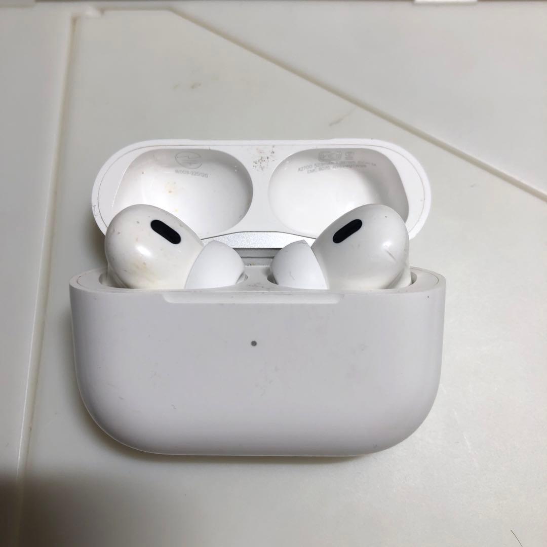 Apple AirPods Pro 第2世代　lightning