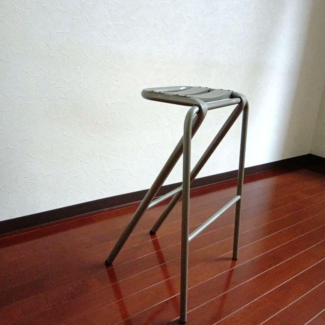 スリム金属製スツール