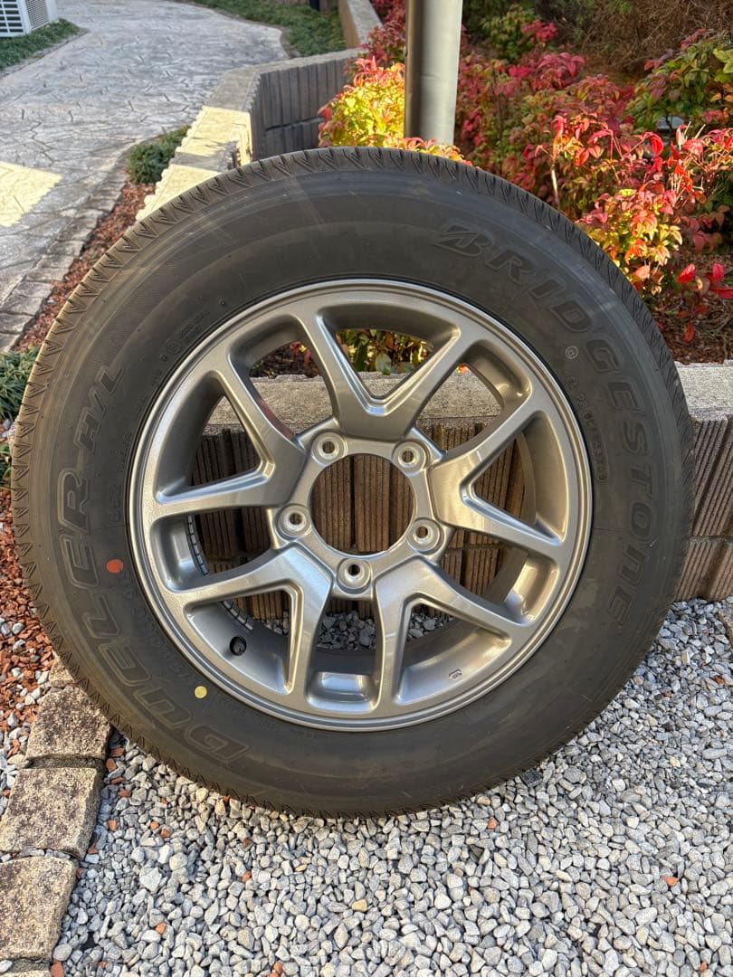 JB64W ジムニー　XCグレード純正タイヤホイールセット　最終値下げ中