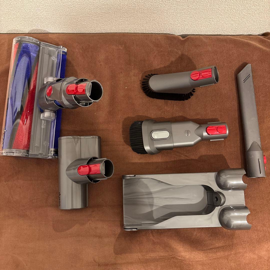 【動作品】ダイソン V11 Fluffy SV15 メンテナンス済み 美品