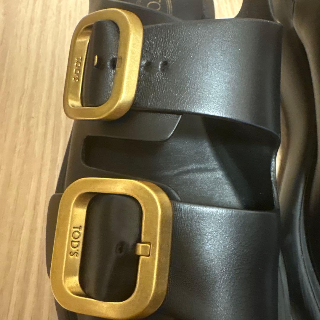 ＊燻しガール ＊TOD'S サンダル ゴールドバックル　37
