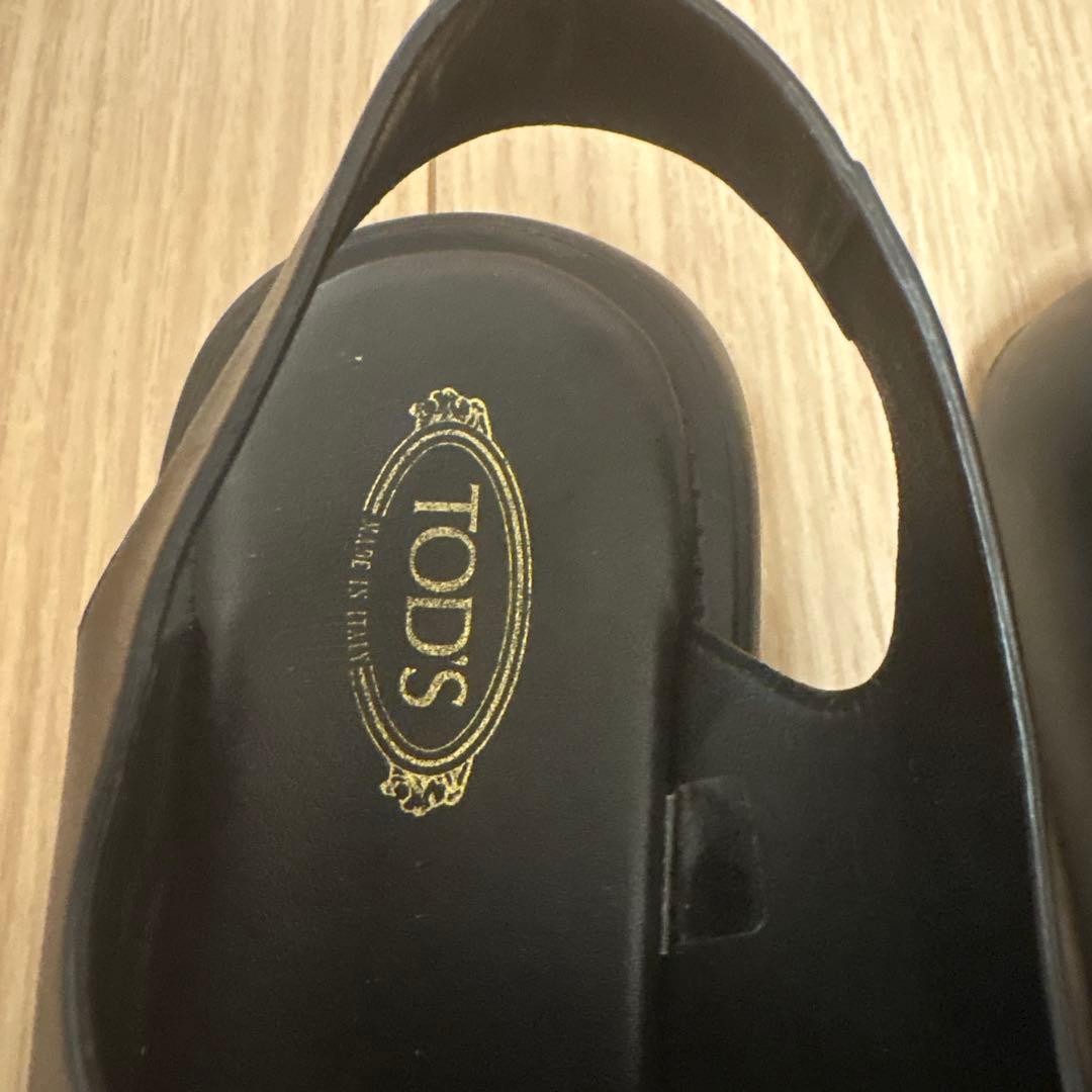 ＊燻しガール ＊TOD'S サンダル ゴールドバックル　37