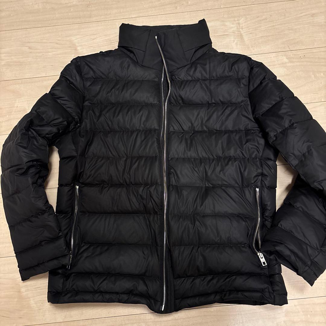   CK ブラック ダウンジャケット【出品1月31日まで】
