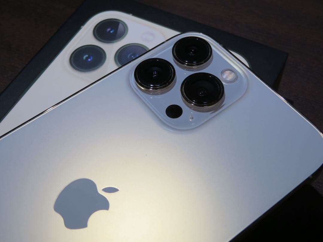 iPhone 13 Pro Max ゴールド SIMフリー