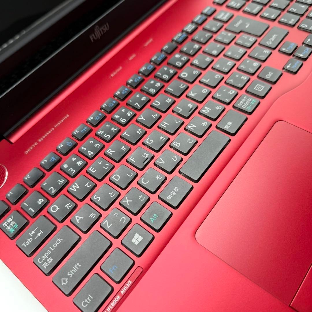 美品 富士通 ノートPC i7搭載 新品SSD512 Blu-ray FHD