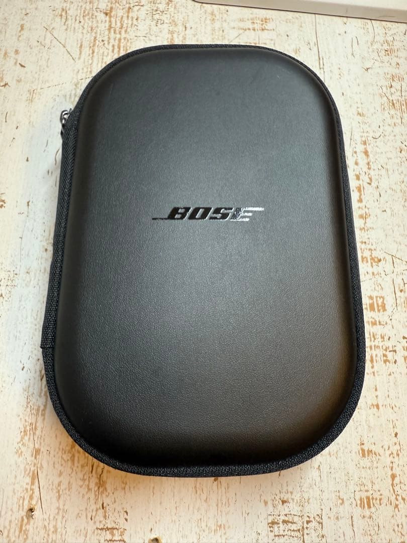 Bose ワイヤレスヘッドホン QC35 II 収納ケース付き