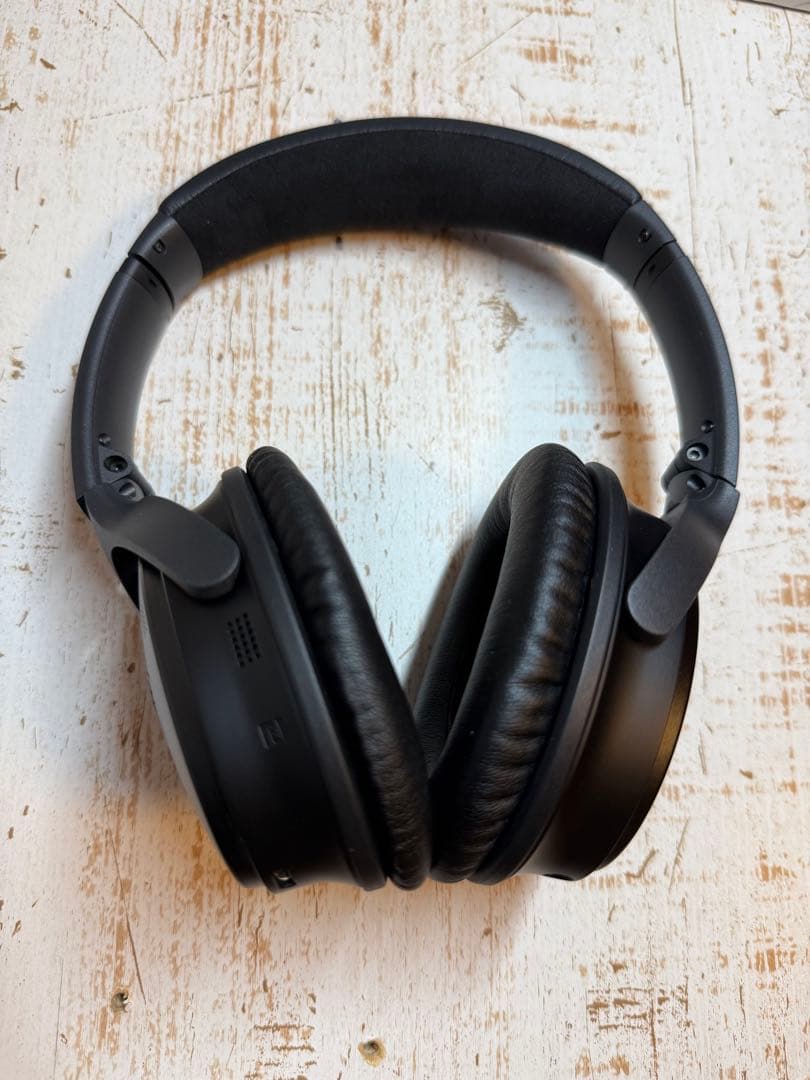 Bose ワイヤレスヘッドホン QC35 II 収納ケース付き