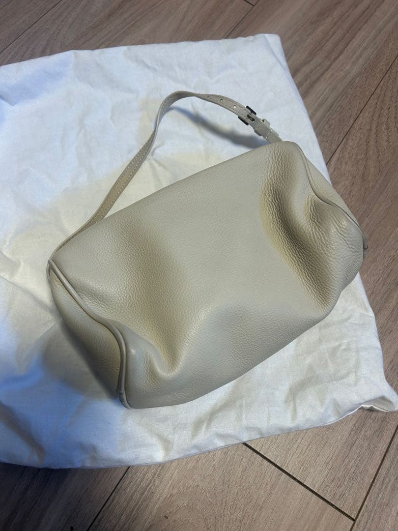 【傷あり】the row 90sbag white
