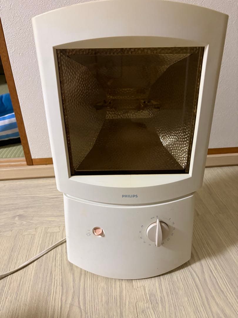 フィリップスHB404日焼けマシン(交換用ランプ付き）