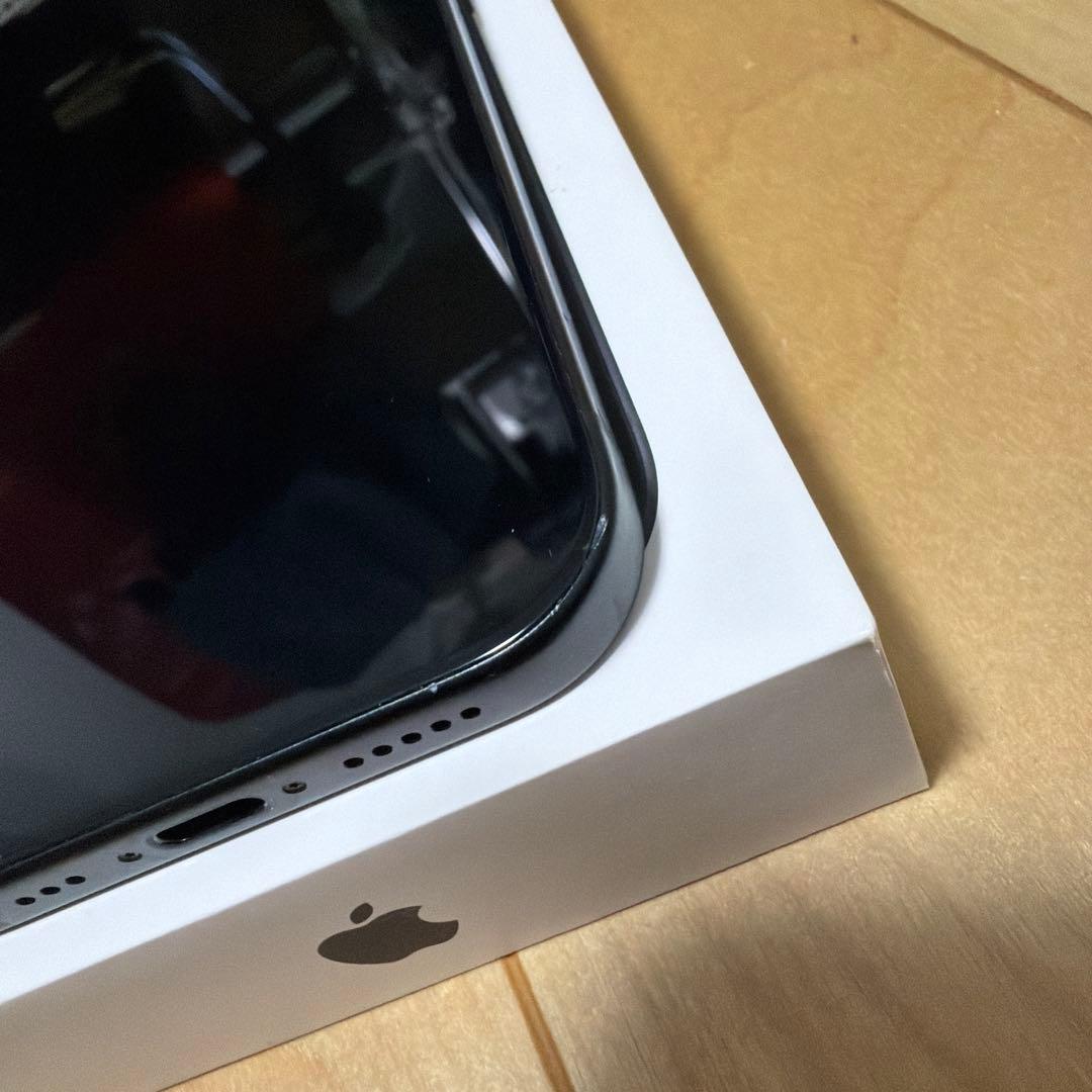 Apple iPhone 15 256GB ブラック SIMフリー 5G対応