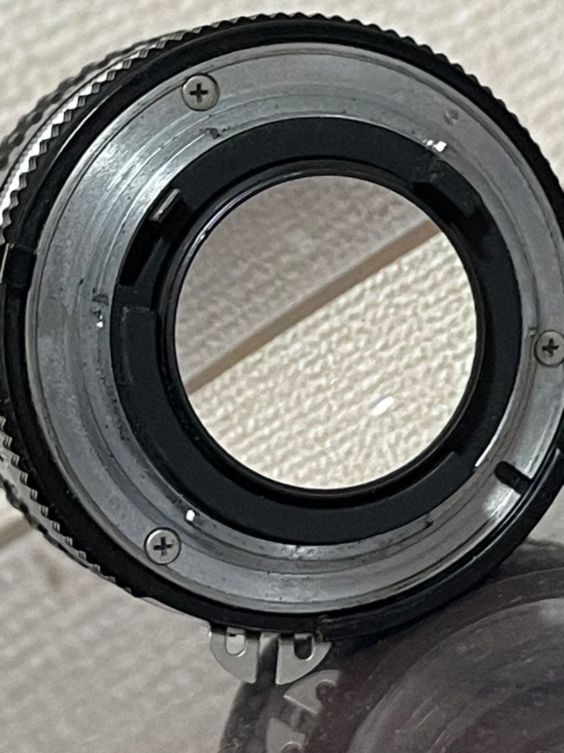 Nikon FE ボディ　Ai NIKKOR 50mm F1.4 レンズ