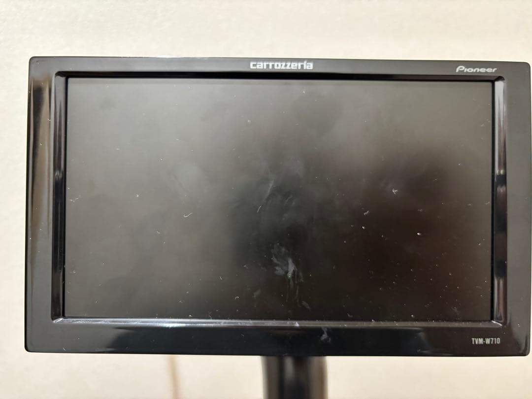 値下げ！後部座席用Pioneer TVM-W710 モニター マウントアーム付き