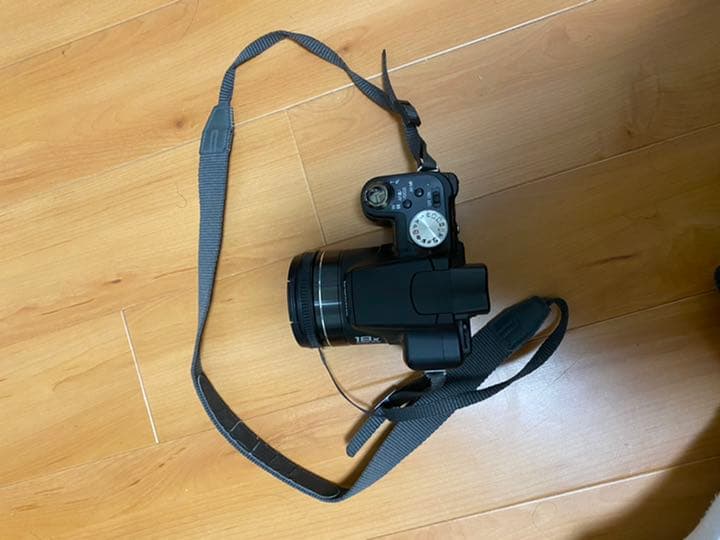 CanonAE-1. LUMIX  フィルムカメラ　ビデオカメラ