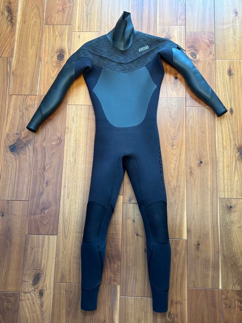 【美品】AIRTIGHT 5×3セミドライ　ロングチェストジップ