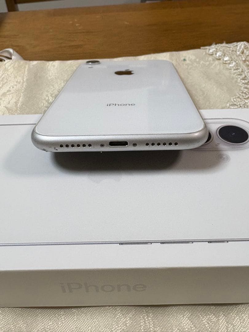 Apple iPhone Xr 64GB ホワイト