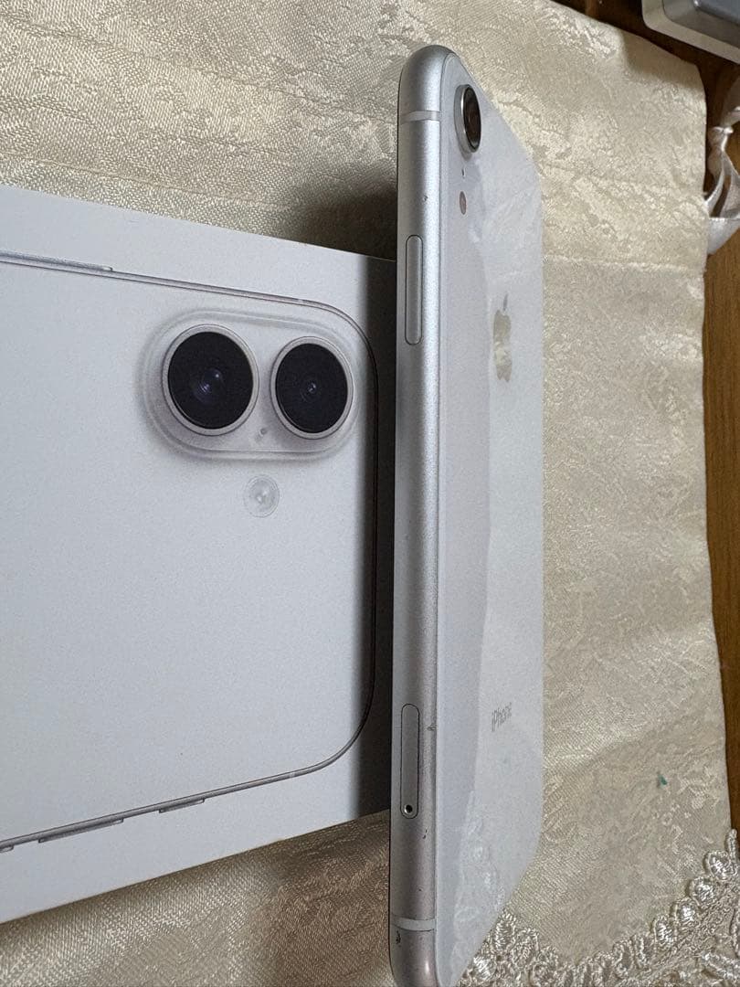 Apple iPhone Xr 64GB ホワイト