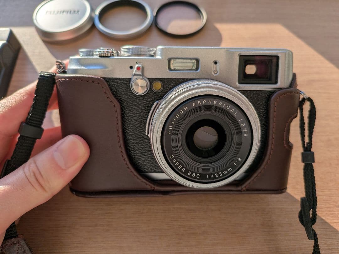 本日最終↓Fujifilm X100S デジタルカメラ