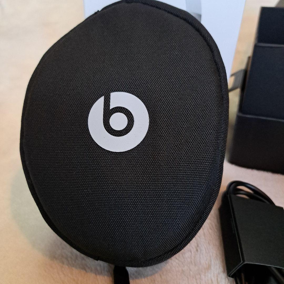 Beats solo3 wireless ホワイト