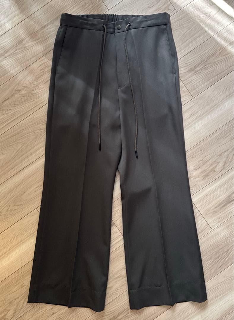 【THE RERACS】THE EASY SLACKS FLARE(KHAKI)