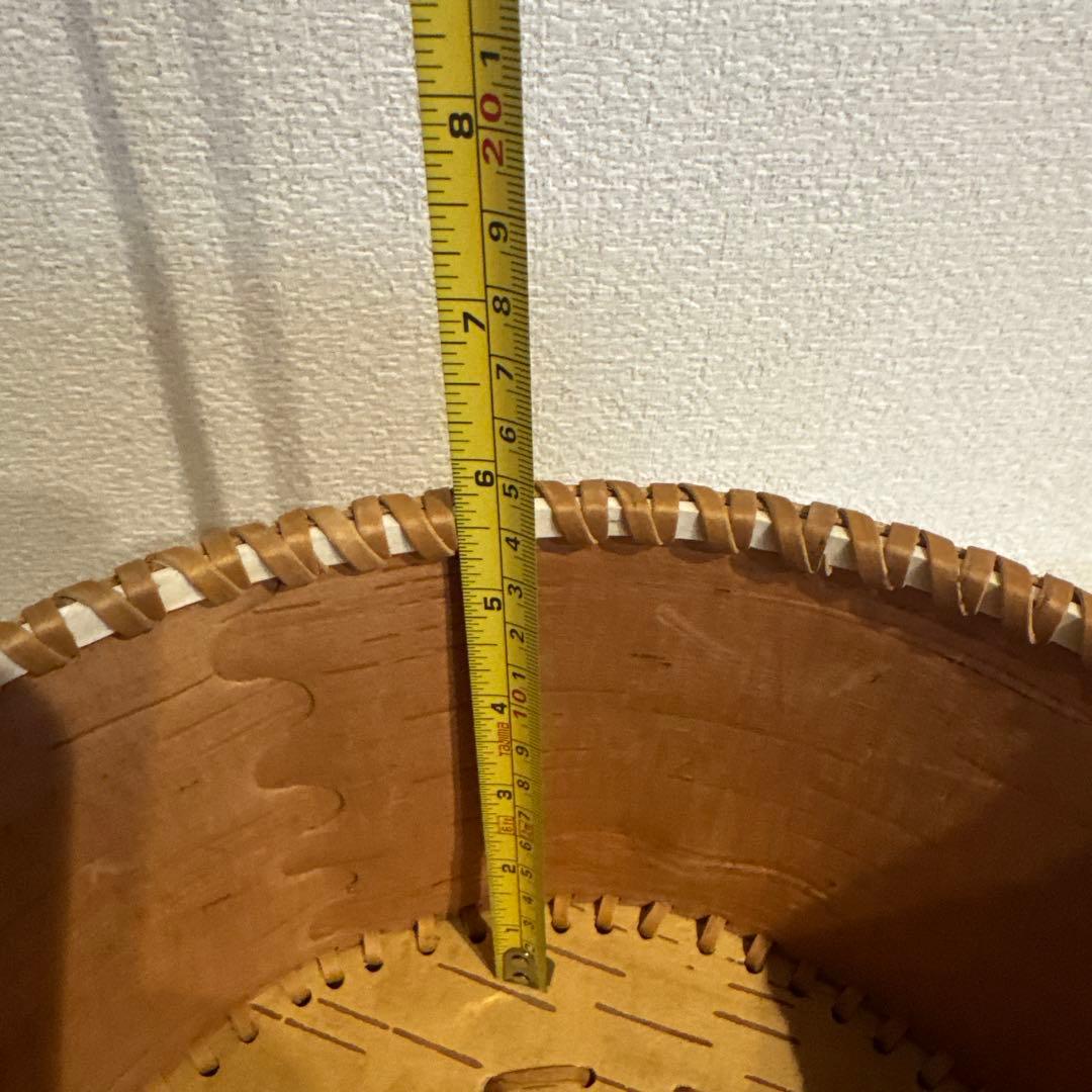 白樺樹皮　蓋付き丸型ボックス