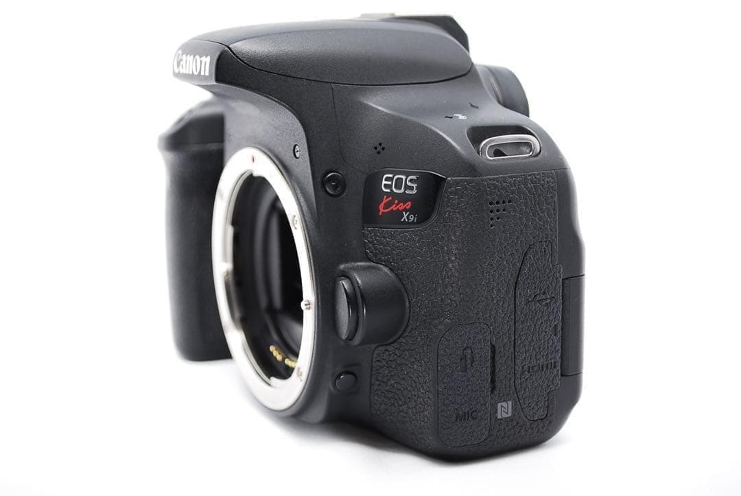 コンディション良好✨Canon Kiss X9i✨軽量✨コンパクト✨