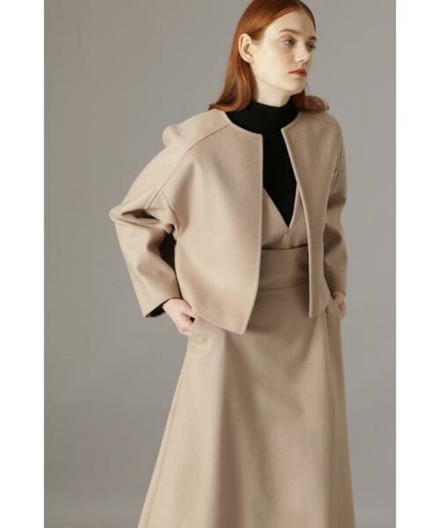 美品　アドーア　ソフトメルトンノーカラージャケット　ベージュ　38