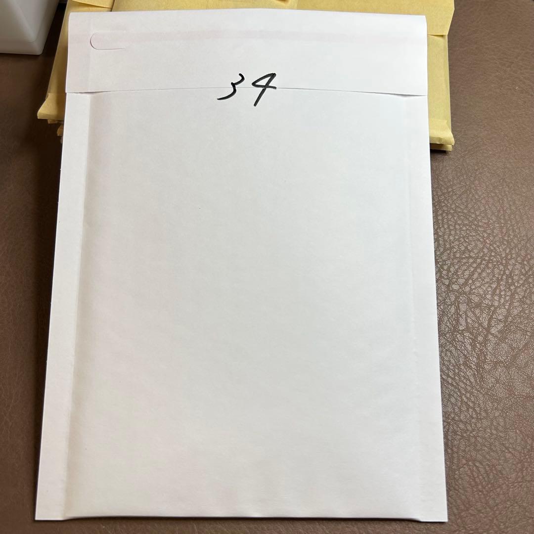 34限定商品　ピカチュウスリーブ4枚セット