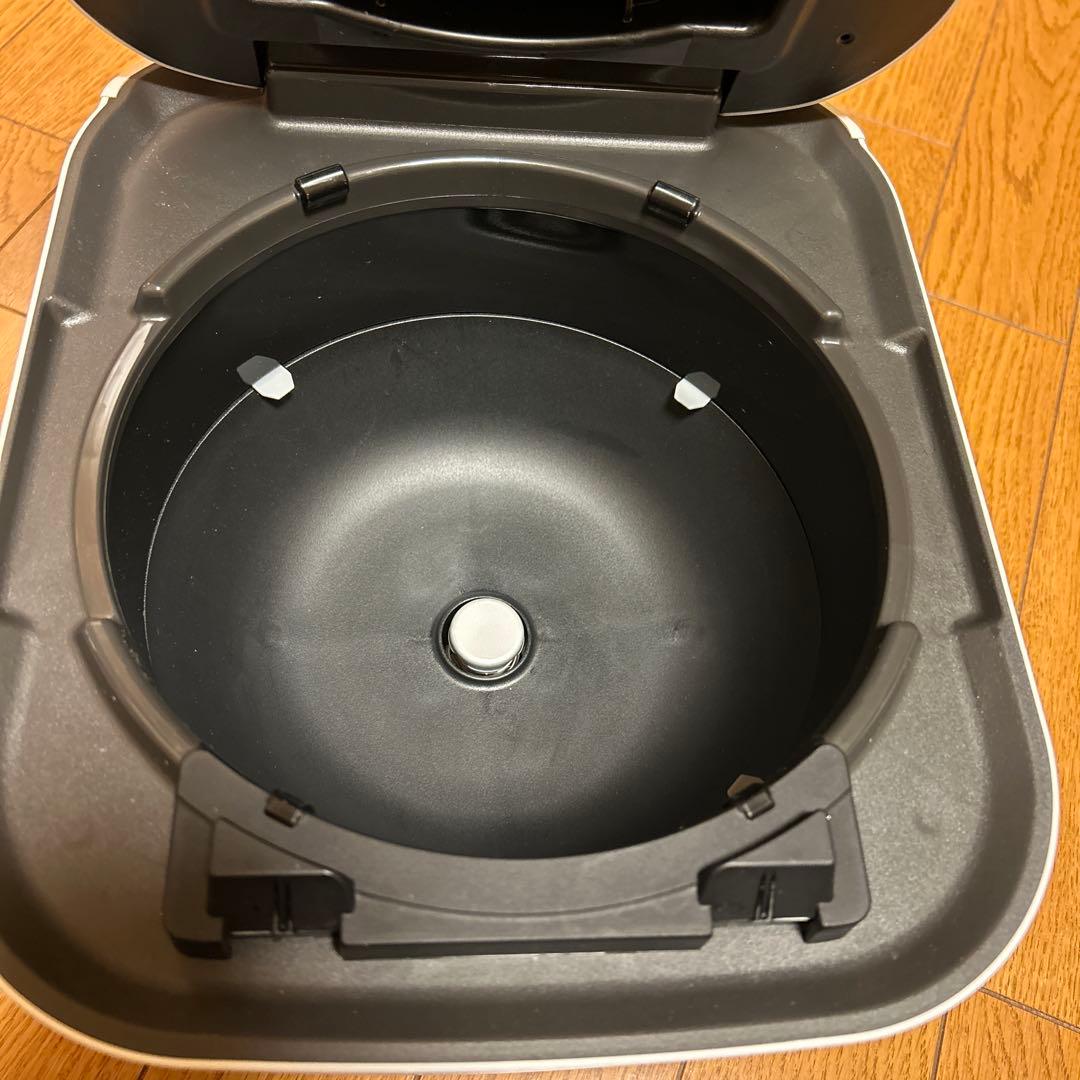 TOSHIBA RC-10HGX 炊飯器