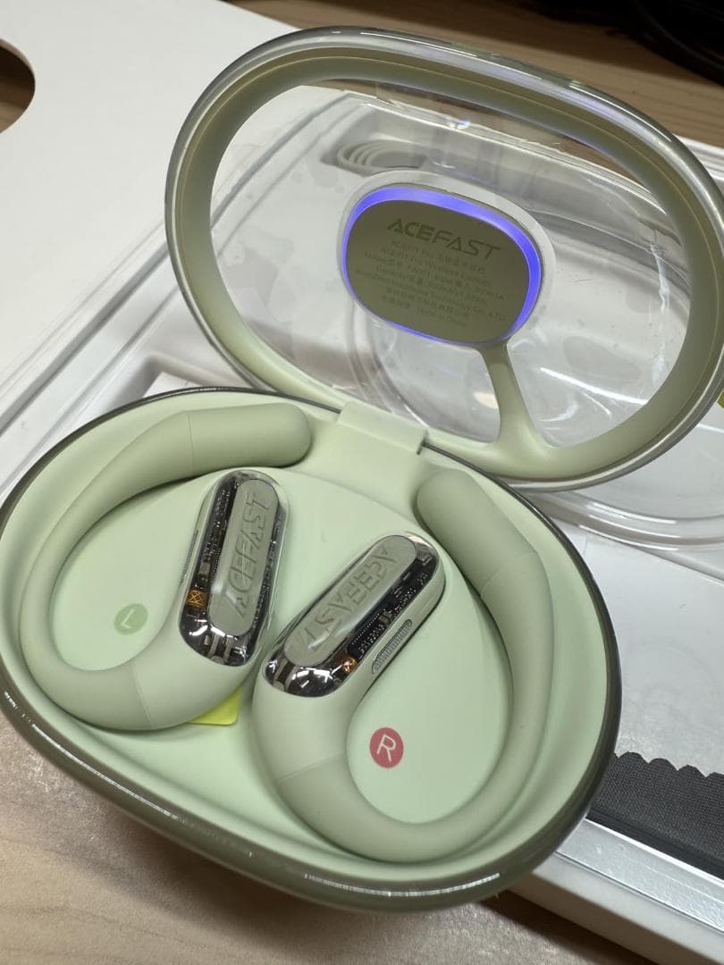 【iFデザイン賞殿堂入り!!】ACEFAST オープンイヤー イヤホン LEDm