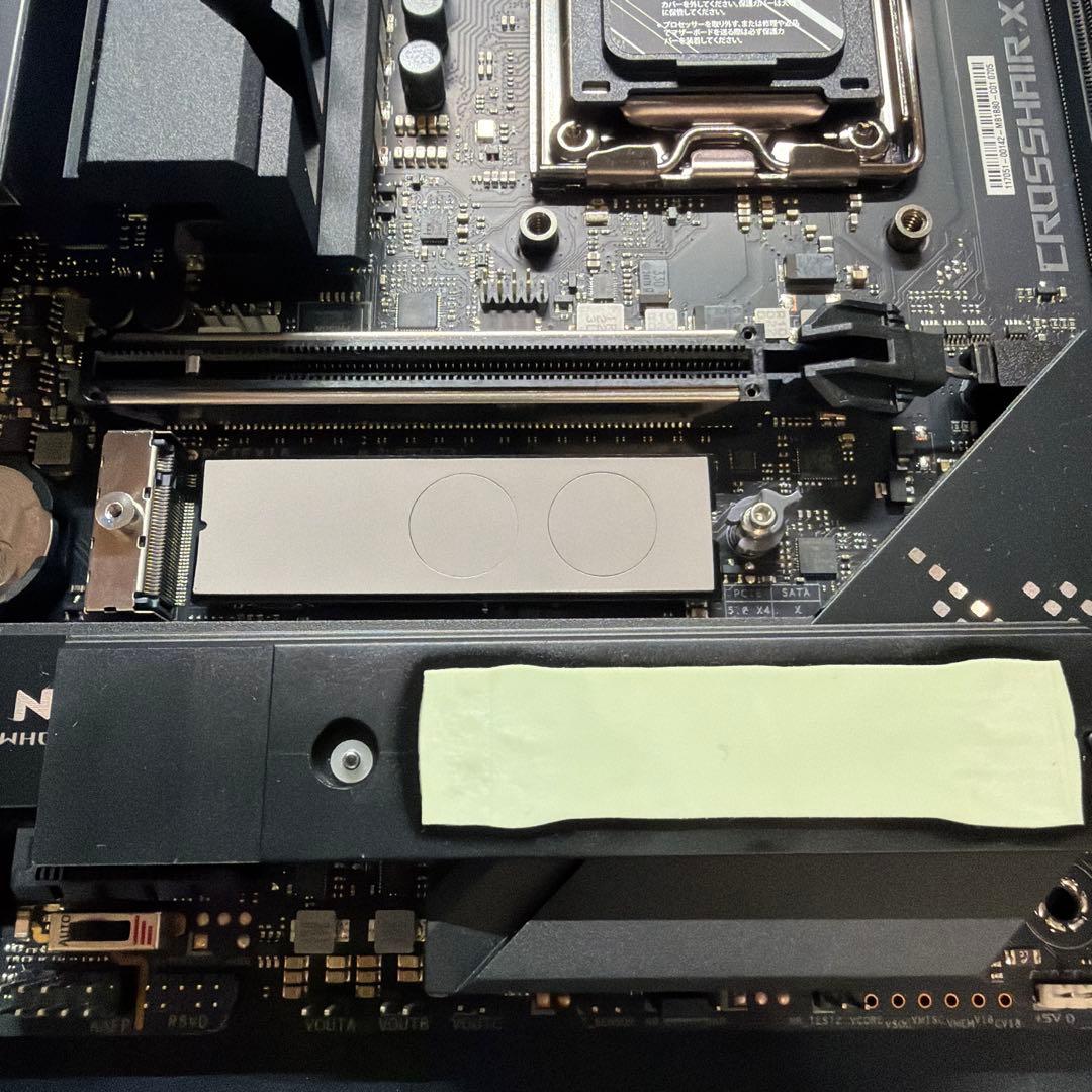 マザーボード ASUS ROG CROSSHAIR X670 GENE