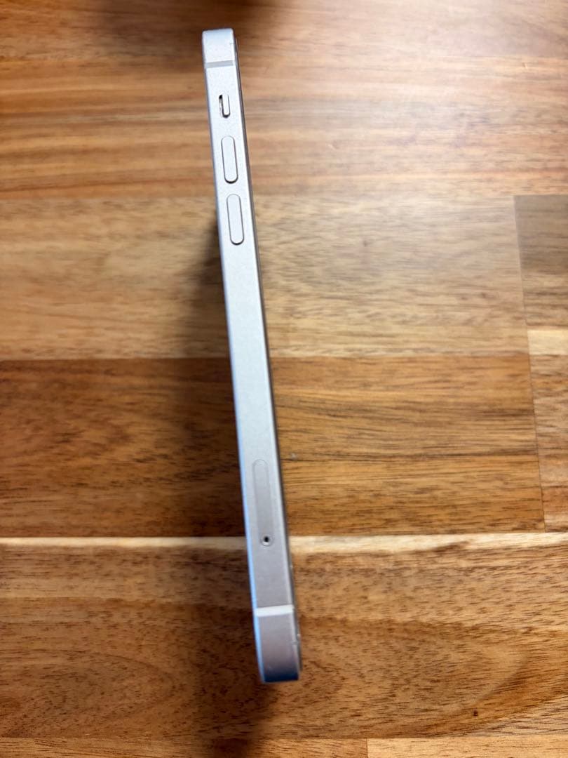 Apple iPhone 12 ホワイト 本体　128GB