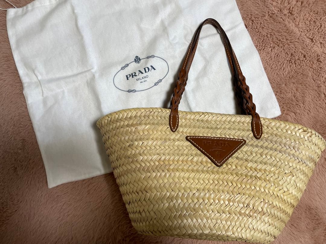 PRADA ストロー かごバッグ