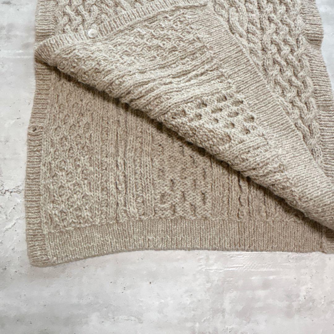 utilité ユティリテ ケーブルニット ベスト ゆったり　サイドボタン