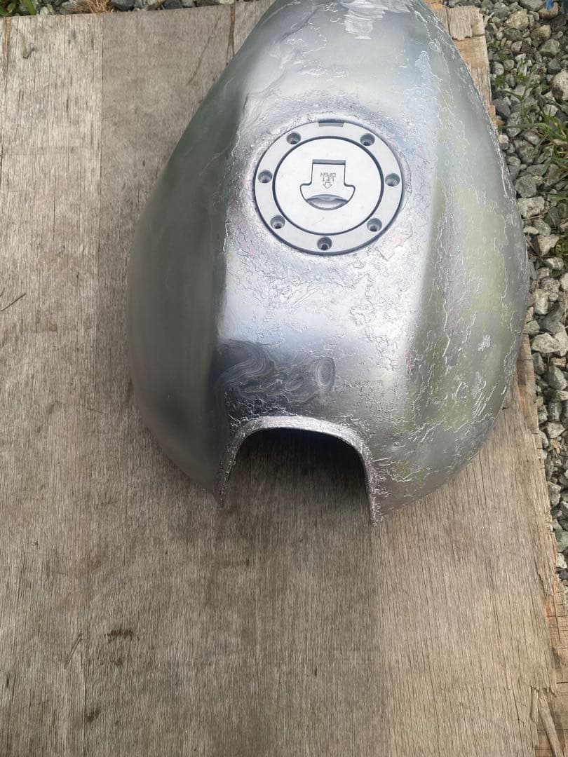 HONDA cb400sf nc31 〜96 バイクタンク　貴重