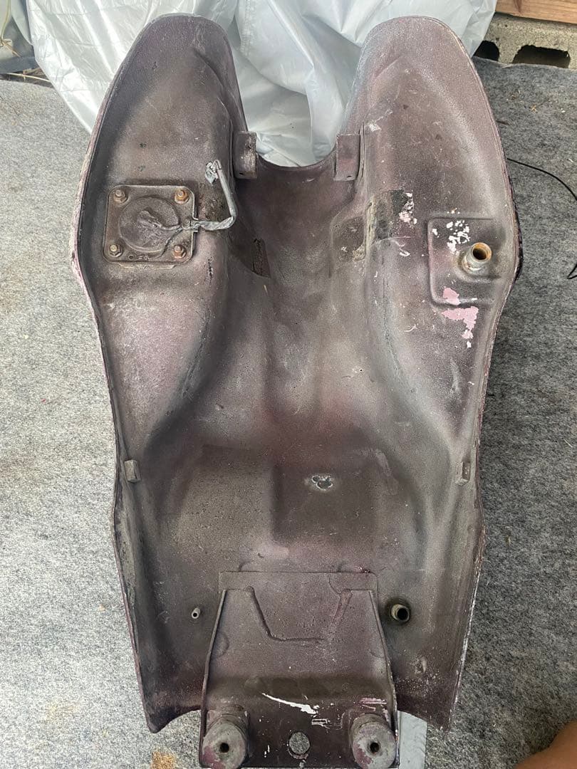 HONDA cb400sf nc31 〜96 バイクタンク　貴重