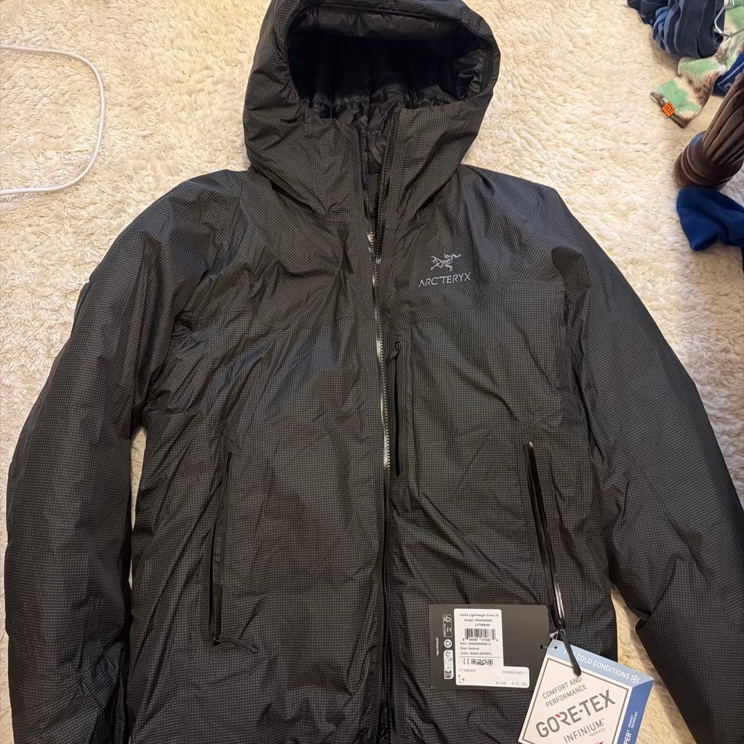 Arc'teryx Alpha Lightweight Parka M ブラック