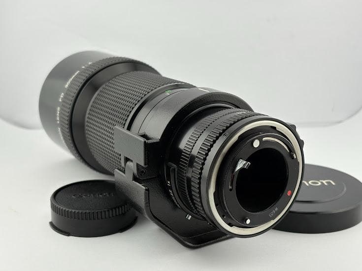 ★美品★キヤノンNEW FD 300mm F4 ★三脚座、前後キャップ付★