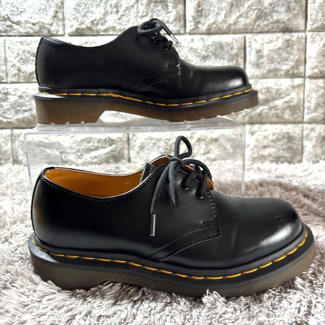 極美品❣️Dr. Martensドクターマーチン 3ホール ポストマン レディース