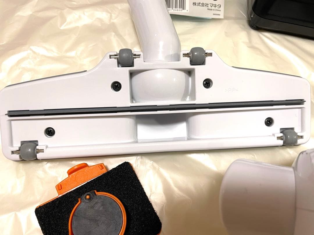 マキタ■美品 コードレス掃除機 純正バッテリー CL107FD SHW