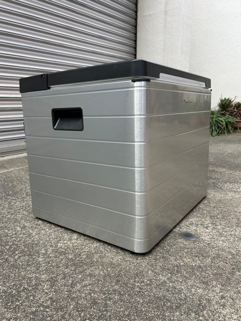 DOMETIC ステンレス冷蔵庫 四角形