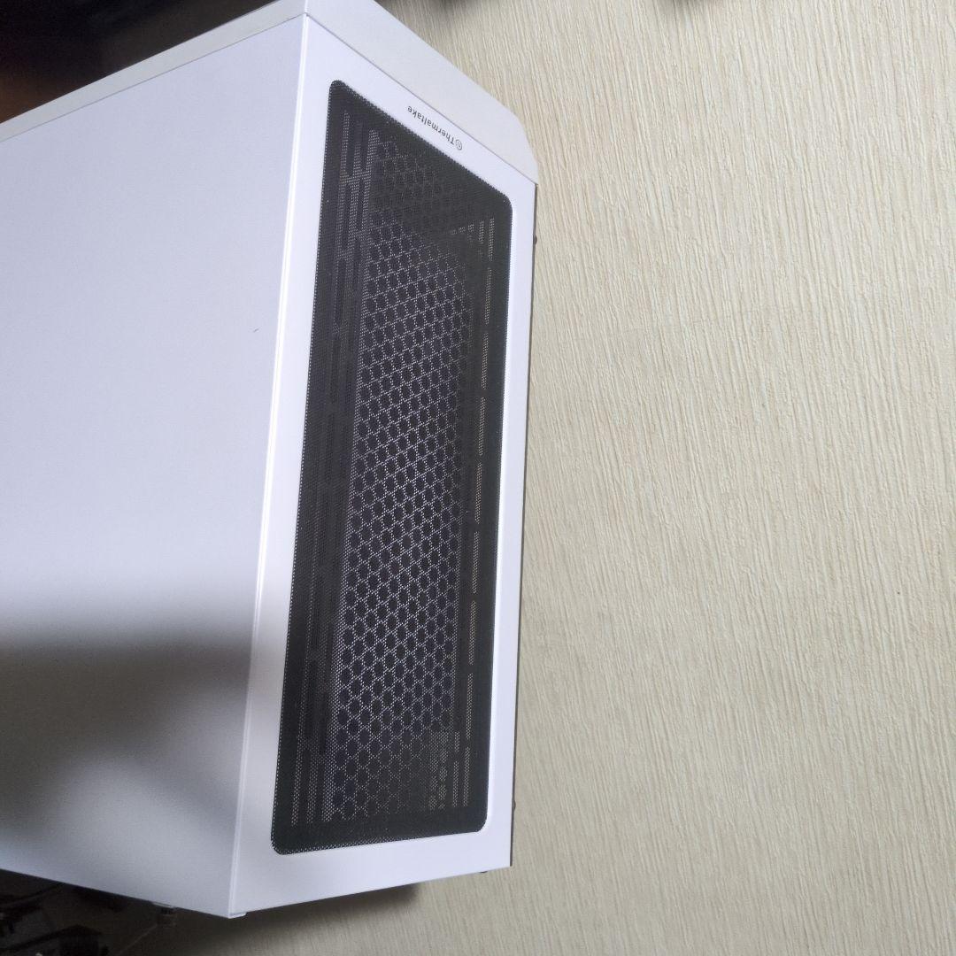 ゲーミングPC rx9070 16gb＆i7 14700f